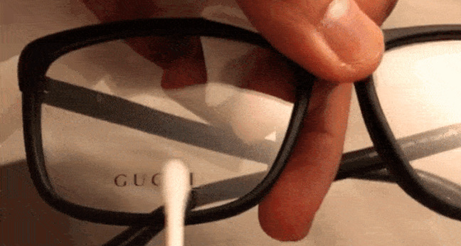 gucci_glasses_logo_removal