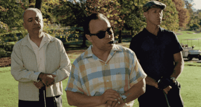 mobsters_waiting_550x287