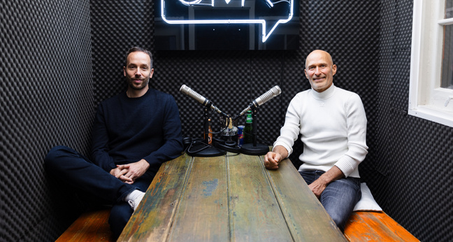 Philipp Westermeyer und Willi Bruckbauer nach der Aufnahme in Hamburg