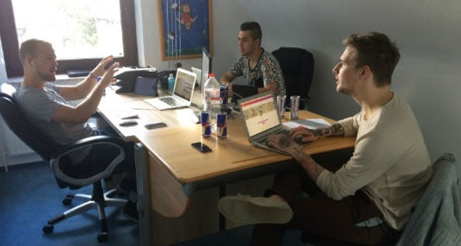 Die Gründer von Nqyer im „Office“. Jan Jatzkowski, Tobias Herzberg und Julian Mohr (v.l.).