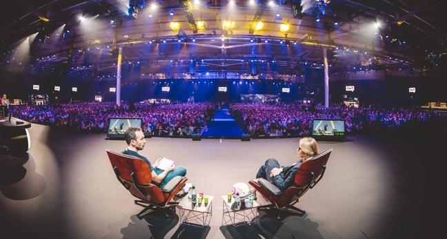 omr22_conference_stage_1160x606