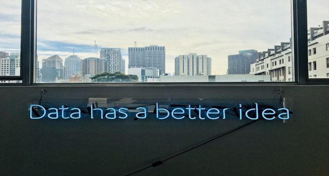 franki-chamaki-1K6IQsQbizI-unsplash