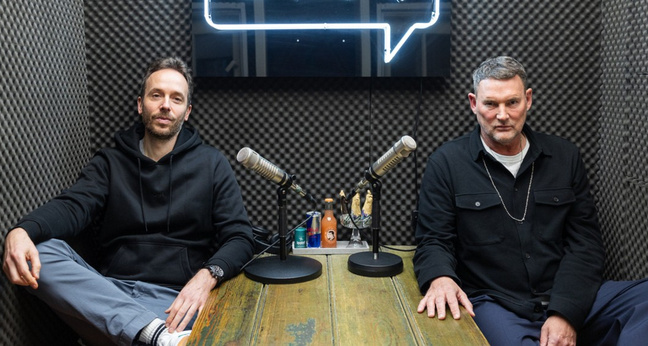 Philipp Westermeyer und Designer Michael Michalsky bei der OMR Podcast-Aufnahme in Hamburg (Foto: OMR)