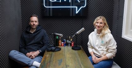 Seit 2023 ist Verena Zander die neue CEO bei Just Spices – beim Besuch in Hamburg sprach sie mit Philipp Westermeyer über den Umbau des Unternehmens. Foto: OMR