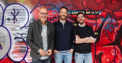 Haltestelle Sternschanze statt Podcast-Kabine: Carsten Cramer, Philipp Westermeyer und Jan-Henrik Gruszecki