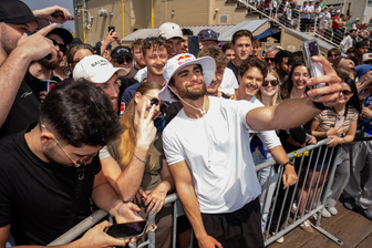 Arda Saatçi und Red Bull haben mit einem viralen Ultra-Run-Spektakel das Internet gecrasht (Foto: Cameron Moon Red Bull Content Pool)