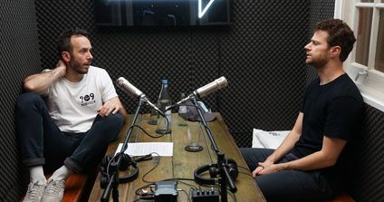 "Katapult"-Gründer Benjamin Fredrich (r.) mit Philipp Westermeyer