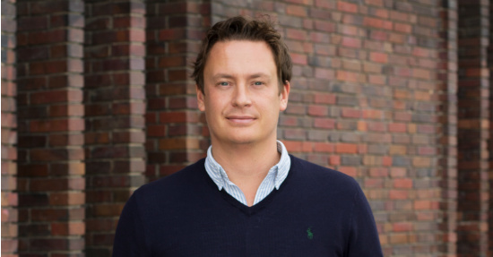 Finn Age Hänsel, Movinga