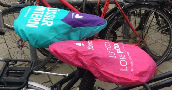 foodora_deliveroo_sattelschoner_aufmacherbild