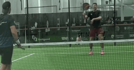 Padel begeistert (Ex-)Fußballstars und die Massen.