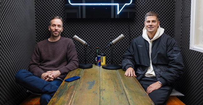 Dustin Schöne (r.) besuchte OMR-Gründer Philipp Westermeyer in Hamburg. Foto: OMR