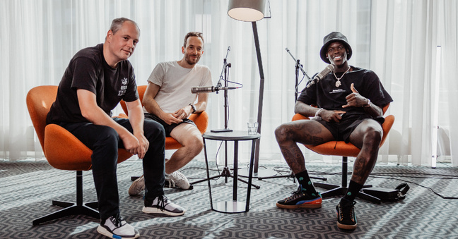 Dennis Schröder bei der Podast-Aufnahme