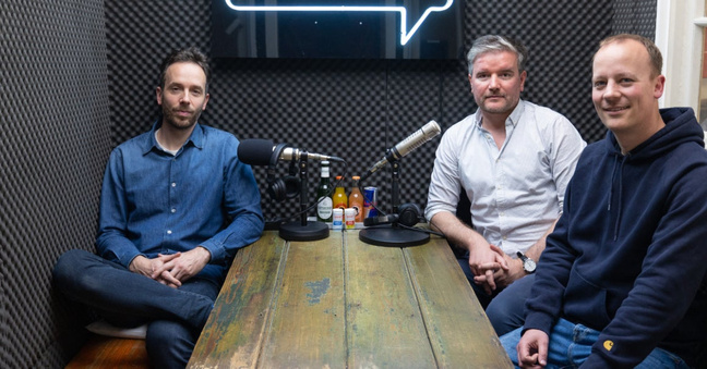 Philipp Westermeyer, Philipp Klöckner und Florian Rinke nach der Aufnahme des Podcasts. Foto: OMR
