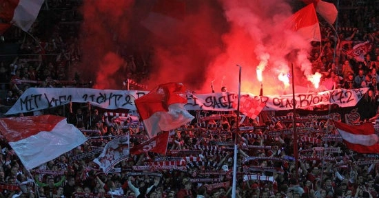 Der Betze brennt Fankurve