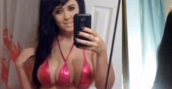 (Jasmine Tridevil, Quelle: Youtube)