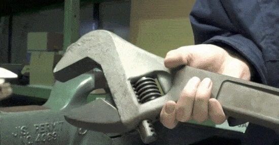 giant_wrench_550x287