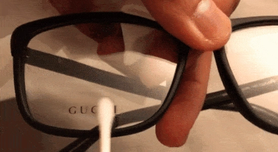gucci_glasses_logo_removal