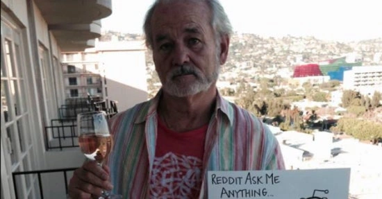 Bill Murray macht auch mit. Der Kultschauspieler kündigte sein "Ask Me Anything" mit diesem Bild an.