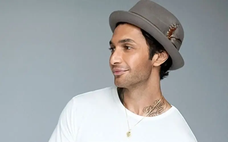 Burhan G - Solist - Booking hos Bookinghuset