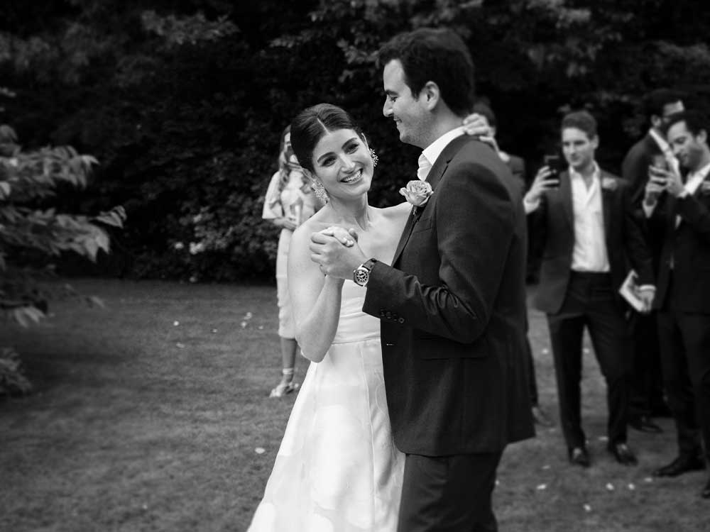 Jewish September garden wedding black & white