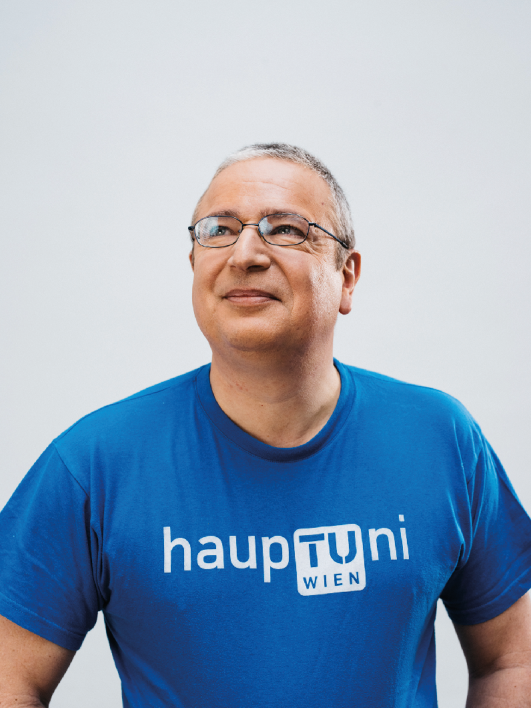 https://eu-central-1.graphassets.com/Aype6X9u2QGewIgZKbFflz/QL8oybiKQmWTqBcJjiUf