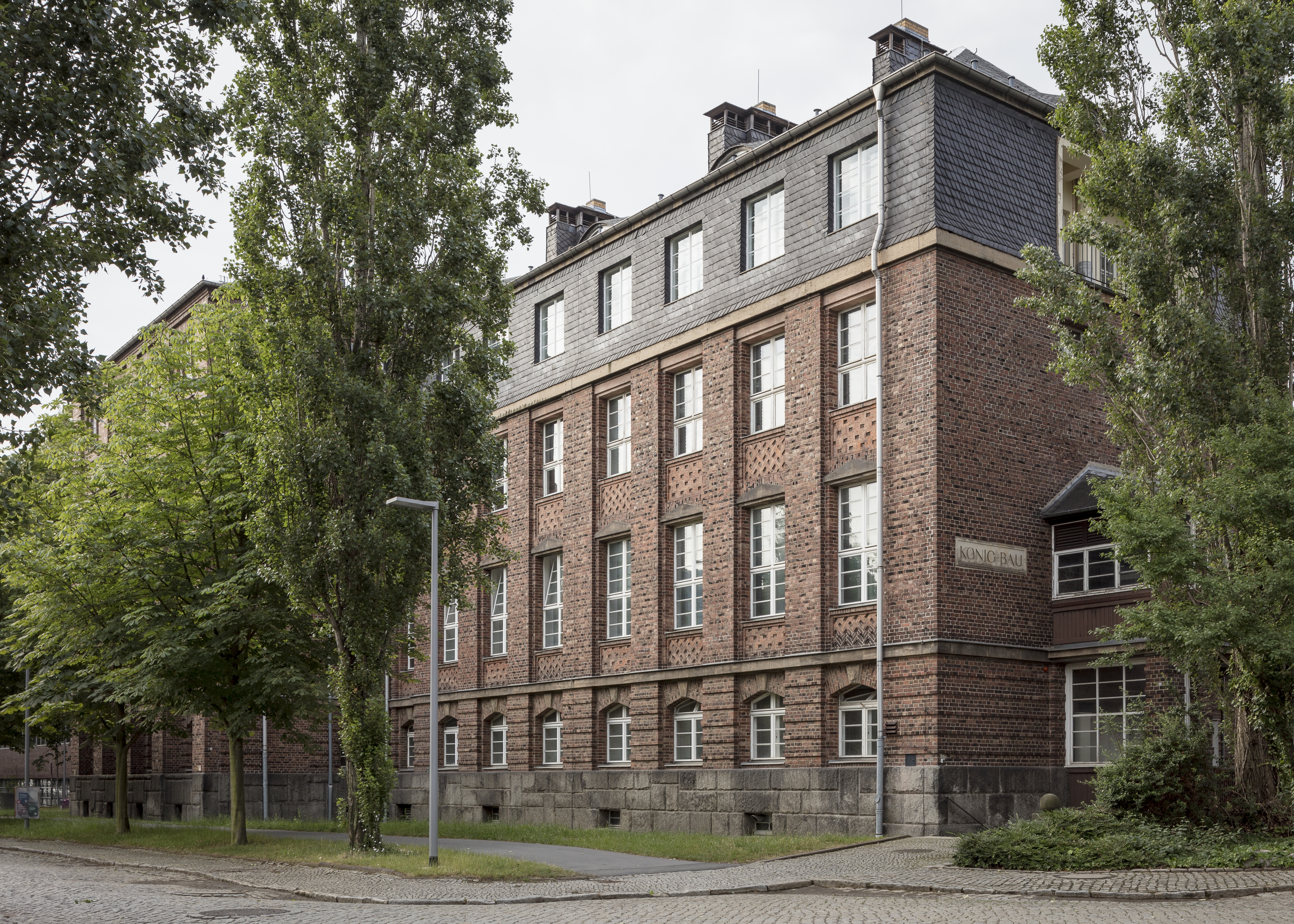 pr21-01_König-Bau